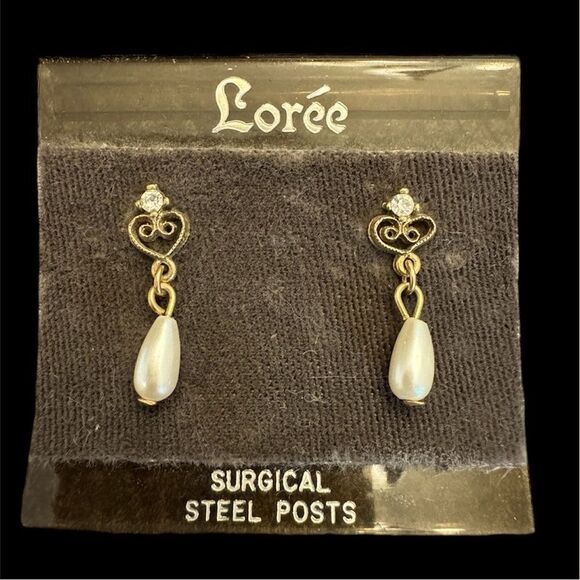 True vintage Lore’e gold & pearl dangle drop earrings - Picture 1 of 2